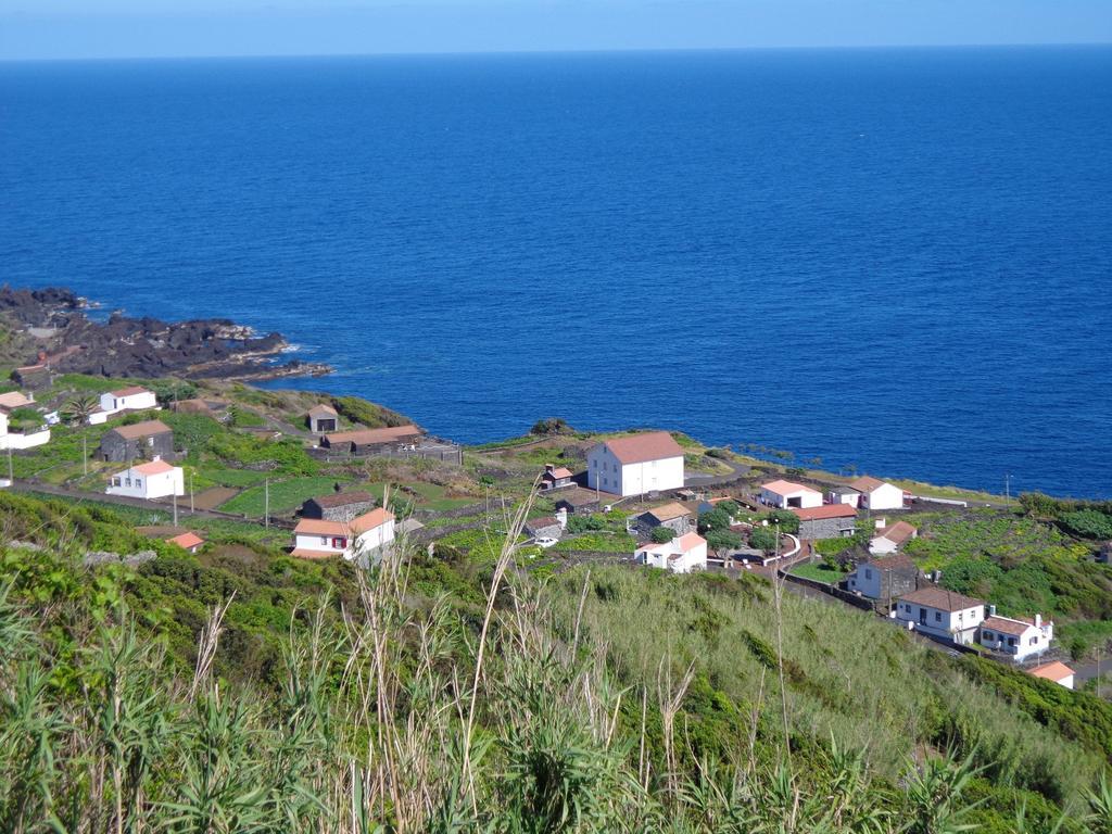 Adega Pedra Do Lagar Villa Calheta de Nesquim ภายนอก รูปภาพ